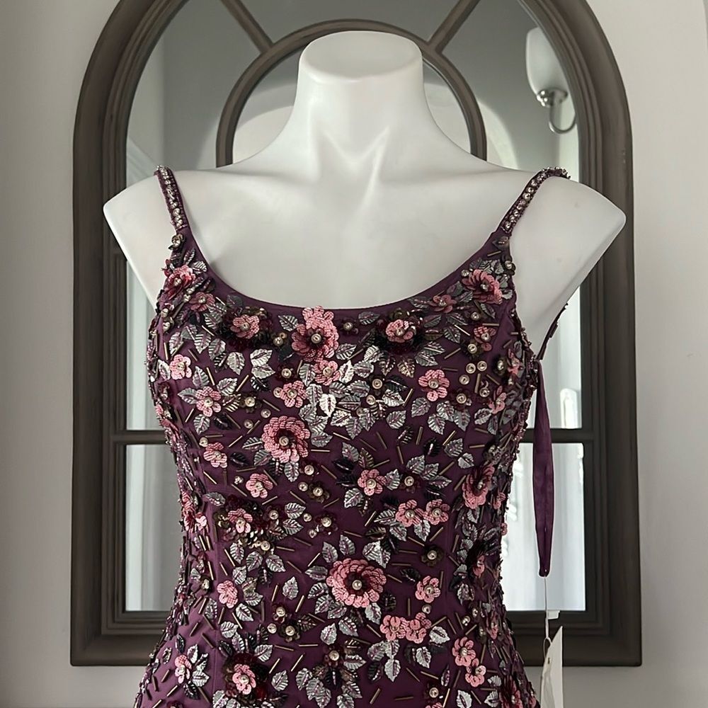 Mac Duggal Floral Beaded Column Gown in Raspberry, NWT, Size 2 - Picture 9 of 15